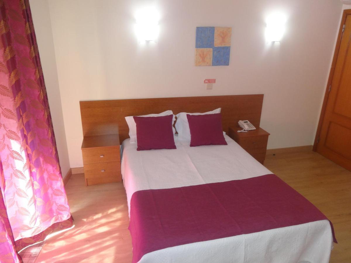 Hotel Bonjardim Томар Екстер'єр фото
